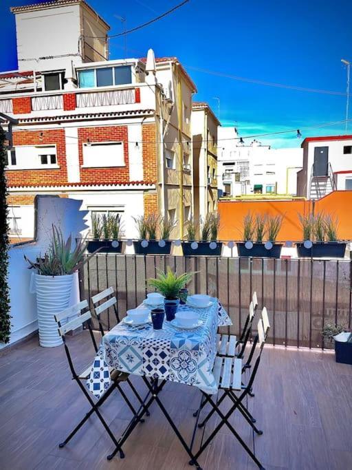 ולנסיה Elegant Rooftop By F2 Rental Home מראה חיצוני תמונה